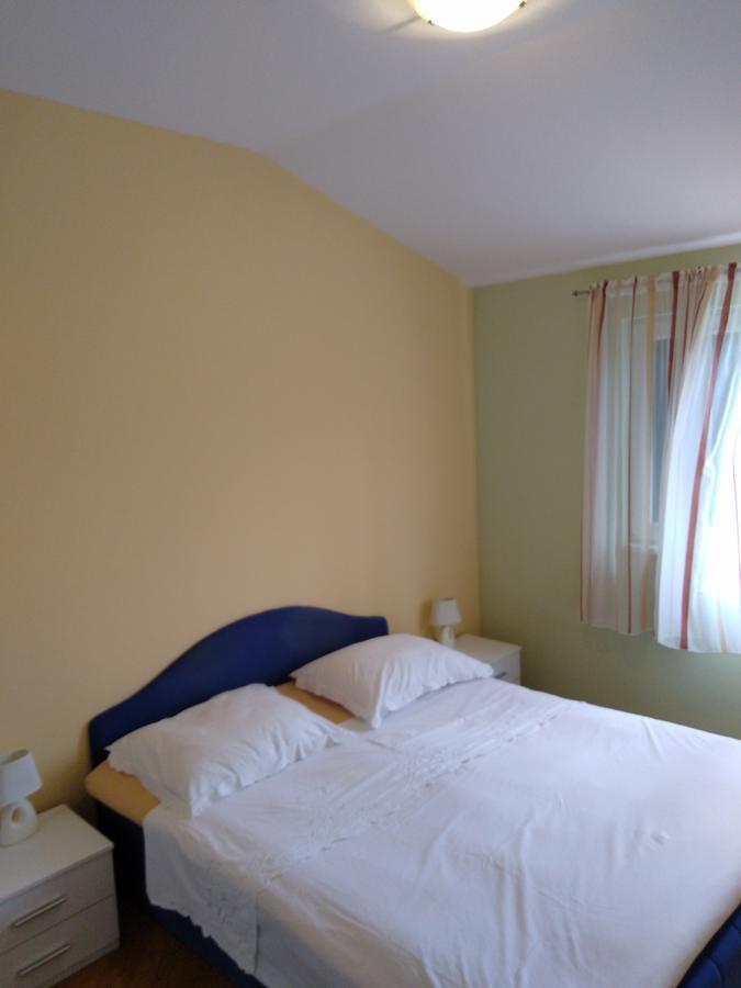 Apartment Ivo Kaštela Exteriör bild